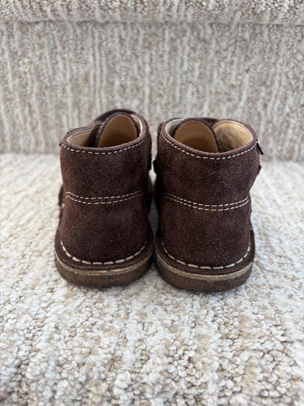 Naturino brown suede boys' casual chukka boots. Kids Size 24. - Picture 7 of 11
